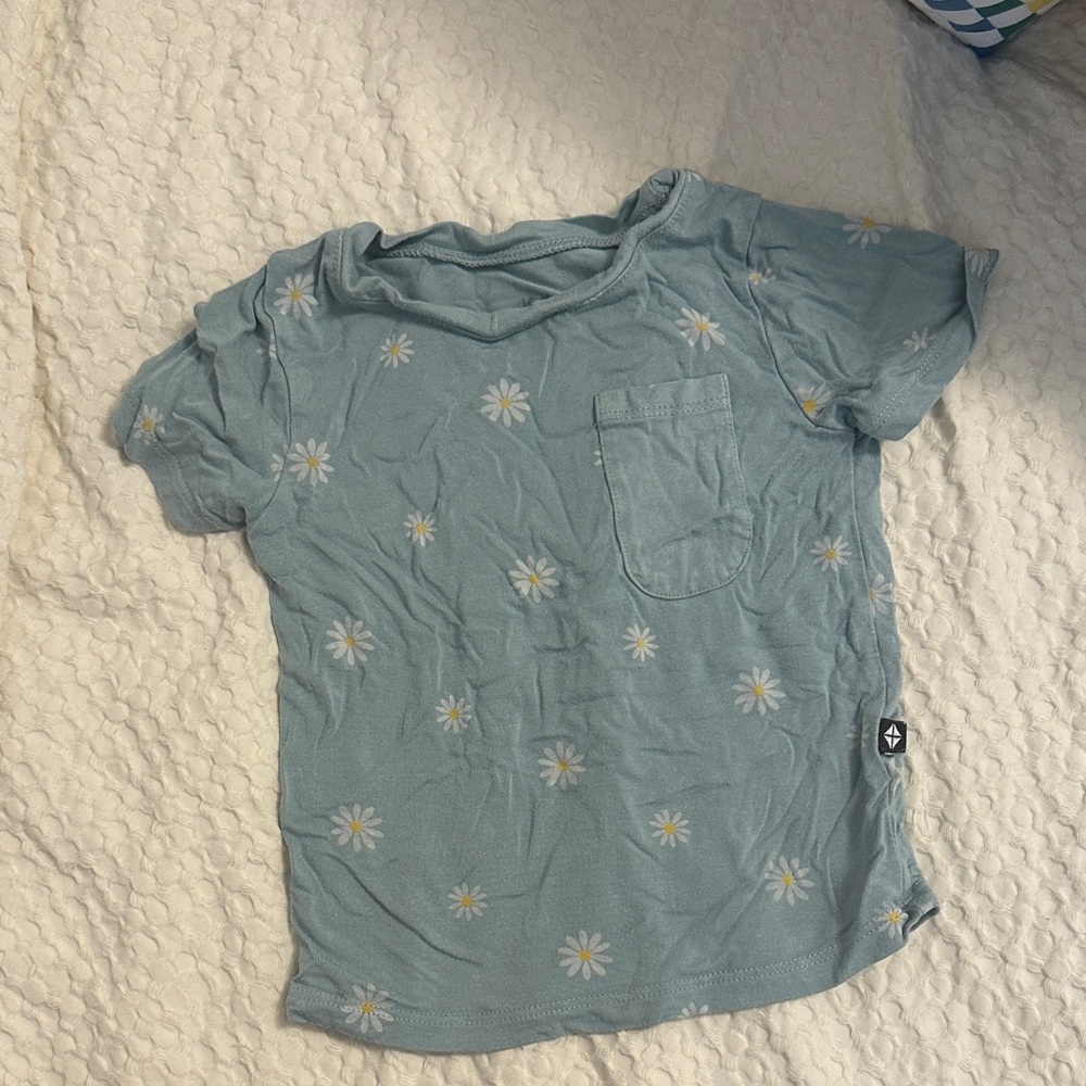 Kyte BABY Blue T-Shirt with Daisy Print